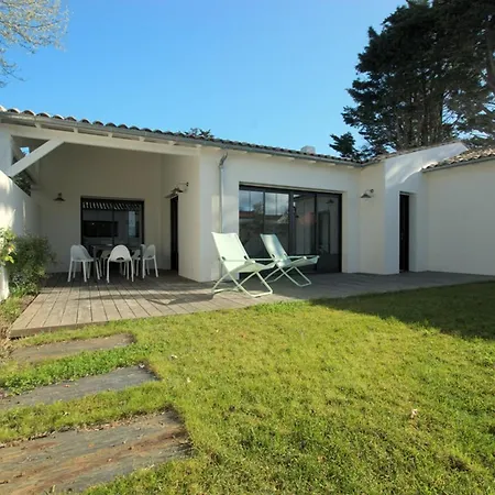 Maison De Plain-pied Pour 8 Pers. A Avec Terrasse Et Parking - Fr-1-835-15