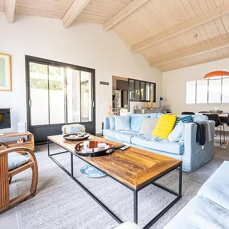 Semesterbostad Maison De Plain-pied Pour 8 Pers. A Avec Terrasse Et Parking - Fr-1-835-15 La Flotte